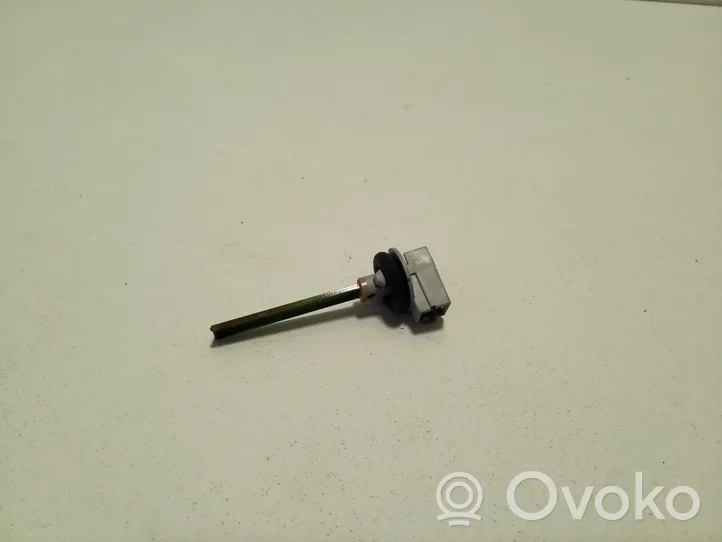 Mercedes-Benz EQB Sensor de temperatura interna A0009058306