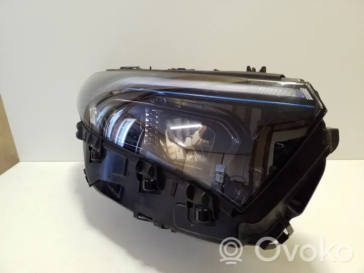 Mercedes-Benz EQB Lampa przednia A2439069200