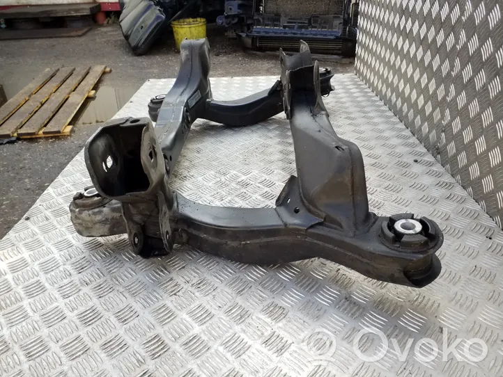 Jeep Cherokee Pusrāmis aizmugurējais / priekšējais 04877381AF