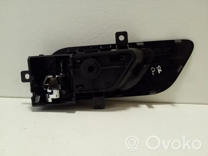 Nissan Qashqai J12 Klamka wewnętrzna drzwi przednich 806826UA0D