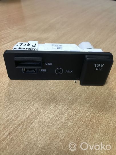 Jaguar F-Pace Connecteur/prise USB FK7219C166BD