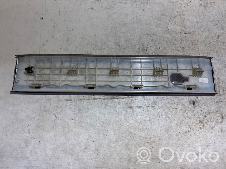 Jaguar XJ X351 Front sill trim cover AW9313200