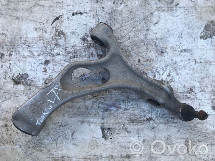 Volkswagen Touareg II Braccio di controllo sospensione anteriore inferiore/braccio oscillante 7P0407151E