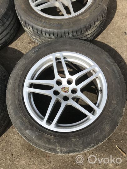 Porsche Macan R18 alloy rim 95B044641B