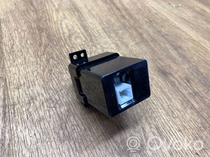 KIA Sportage USB socket connector 96125C5010