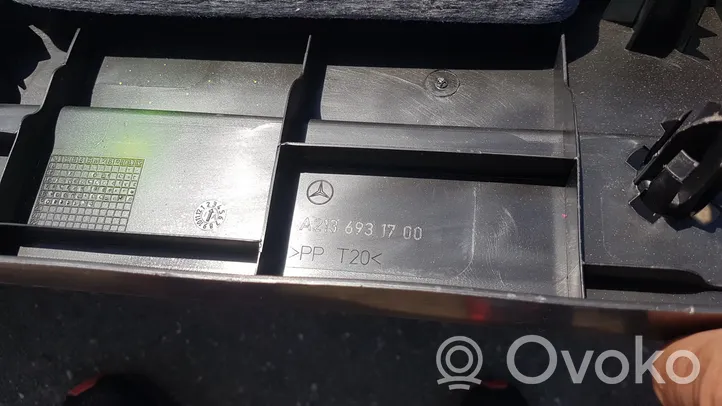 Mercedes-Benz E W213 Tapis de coffre A2136931700