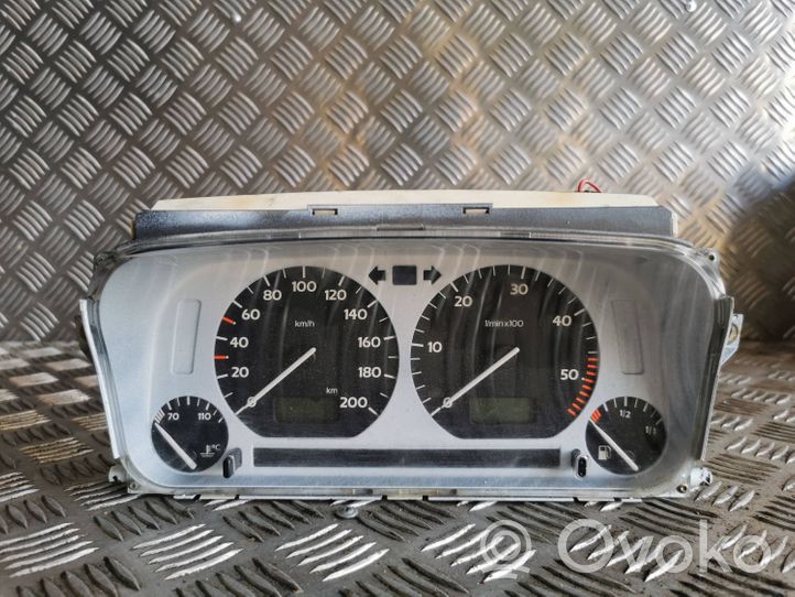 Volkswagen Golf III Nopeusmittari (mittaristo) 0392325900