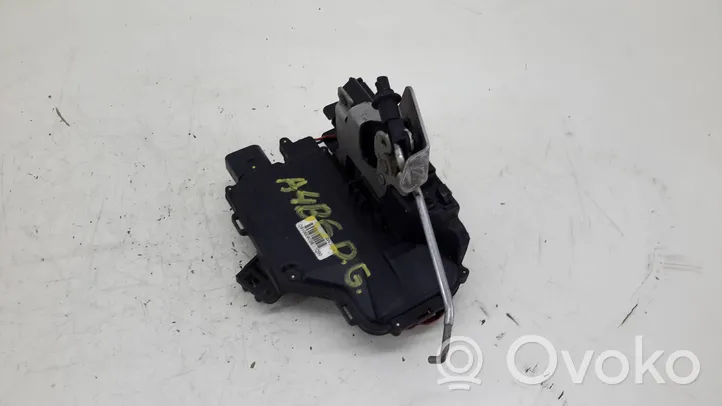 Audi A4 S4 B6 8E 8H Etuoven lukko 8E0839016C