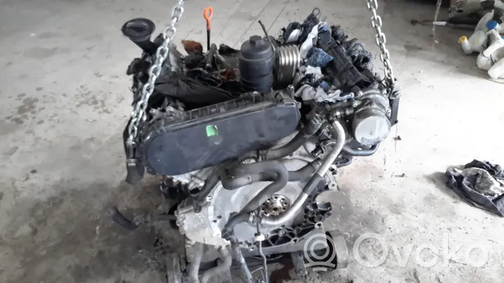 Audi A8 S8 D3 4E Moteur 057103021AA