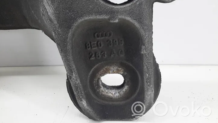 Audi A4 S4 B7 8E 8H Supporto di montaggio scatola del cambio 8E0399263AG