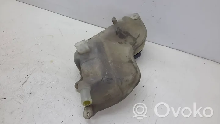 Volkswagen PASSAT B5.5 Vase d'expansion / réservoir de liquide de refroidissement 8D0121403L