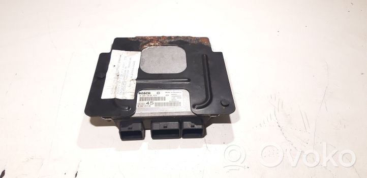 Peugeot 307 Engine control unit/module 0281010935