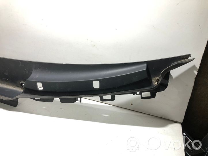 Mercedes-Benz GLE (W166 - C292) Rivestimento del tergicristallo A1668300128