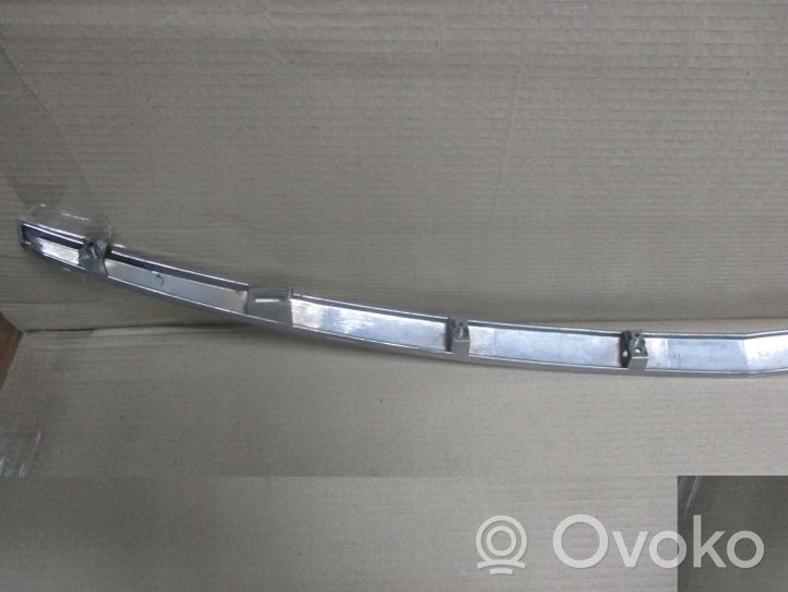 Mazda CX-7 Modanatura separatore del paraurti anteriore EH44501T4