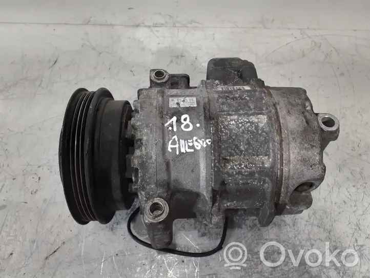 Volkswagen PASSAT B5 Ilmastointilaitteen kompressorin pumppu (A/C) 8D0260808