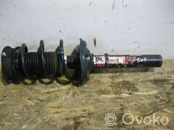 Volkswagen Golf VIII Front shock absorber/damper 5WA412013BM