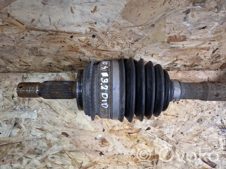 Mitsubishi Pajero Front driveshaft 