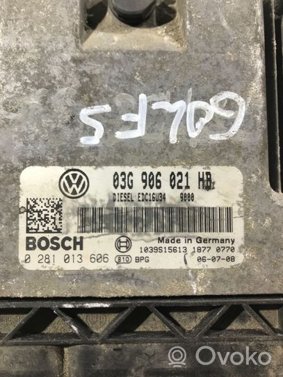 Volkswagen Golf V Calculateur moteur ECU 03G906021HB