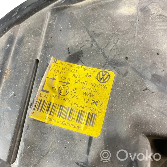 Volkswagen Touran I Lampa przednia 1T0941031D