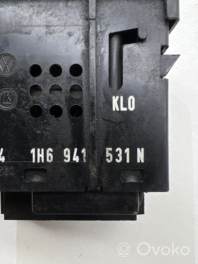 Volkswagen Golf III Interrupteur d’éclairage 1H6941531N