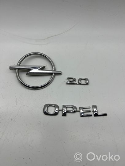 Opel Vectra B Valmistajan merkki/mallikirjaimet 