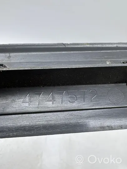 Saab 9-5 Etuoven kynnyksen suojalista 4747572