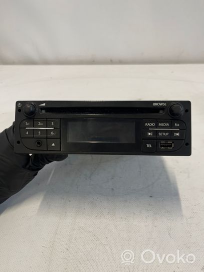 Renault Master III Radio/CD/DVD/GPS-pääyksikkö 0150147711