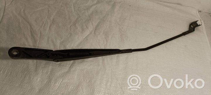 Volkswagen Golf VI Windshield/front glass wiper blade 101955410