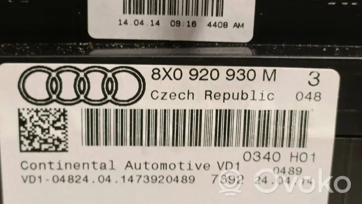 Audi A1 Licznik / Prędkościomierz 8X0920930M