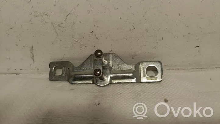 Audi A1 Loading door lock loop/hook striker 8P4827507