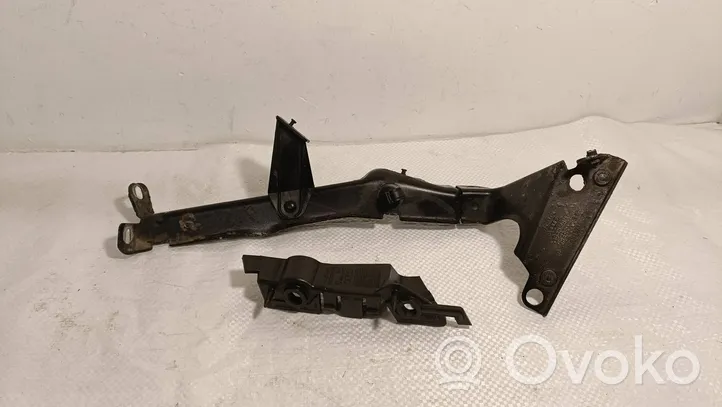 Audi A4 S4 B8 8K Support de montage d'aile 8K0821135C