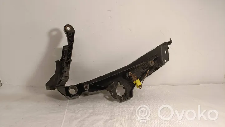 Audi A4 S4 B8 8K Headlight/headlamp mounting bracket 8K0805608R