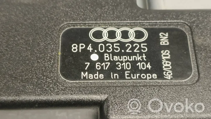 Audi A3 S3 8P Pystyantennivahvistin 8P4035225