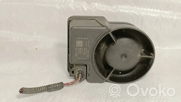 Volkswagen PASSAT B7 Alarm system siren 1K8951605B