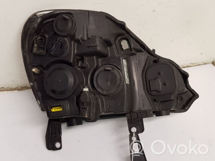Renault Modus Phare frontale 8200658373