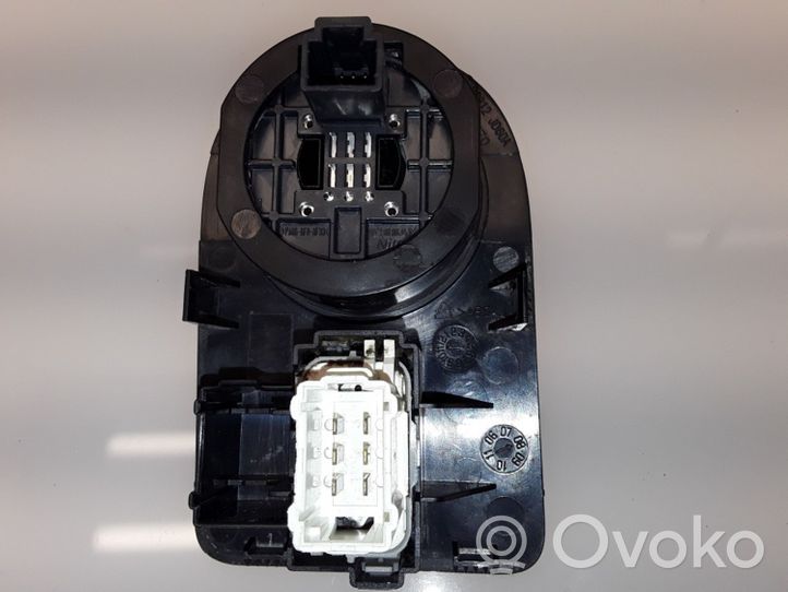 Nissan Qashqai Przełącznik blokady mostu 96912JD60A