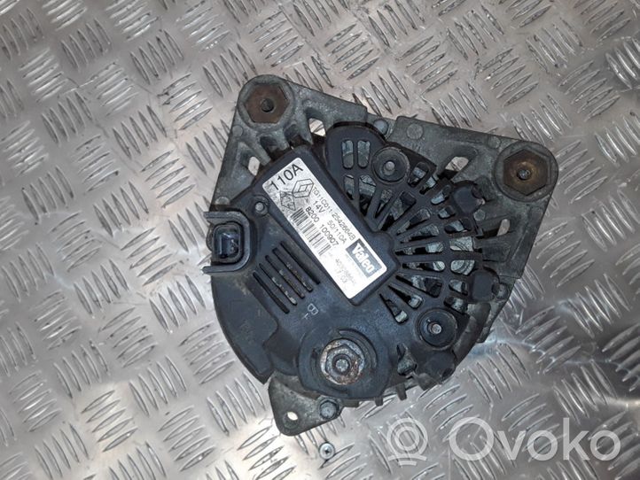 Renault Megane II Alternator 8200100907