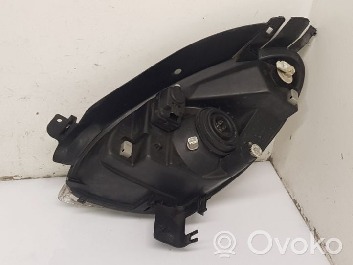 Citroen Xsara Picasso Faro delantero/faro principal 9631494980