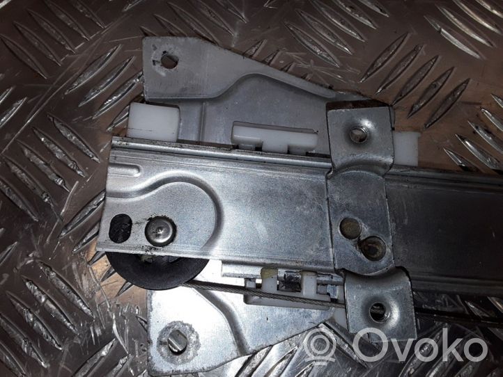 Mitsubishi Pajero Regulador de puerta delantera con motor MR436860