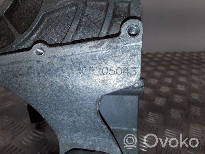 Fiat Bravo Engine mounting bracket 55205043