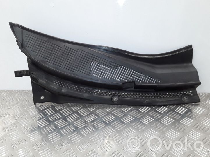 Nissan Primera Rivestimento del tergicristallo 66862AU310