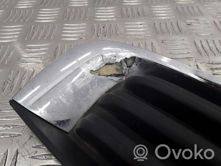Opel Insignia A Grille inférieure de pare-chocs avant 551004542