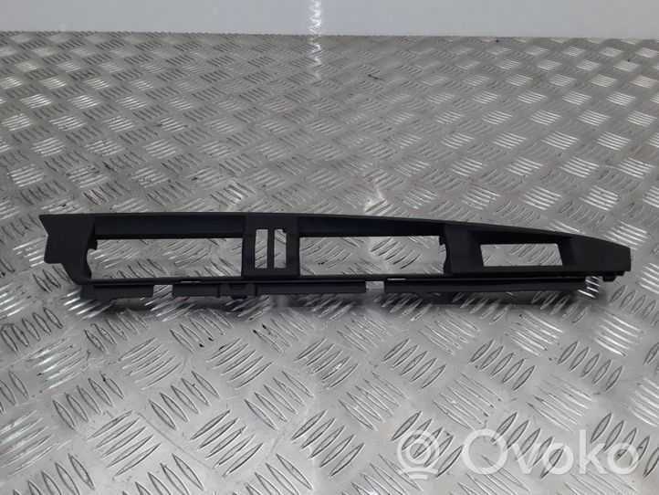 Toyota Auris E180 Grille d'aération centrale 5541202230