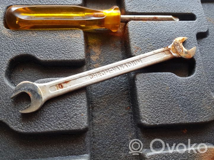 Audi 80 90 B2 Boîte à outils 