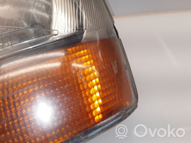 Renault Kangoo I Lampa przednia 7700308024