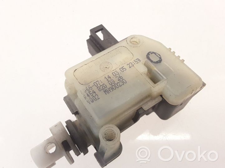 Smart ForFour I Verrouillage du bouchon du réservoir de carburant A4548200326