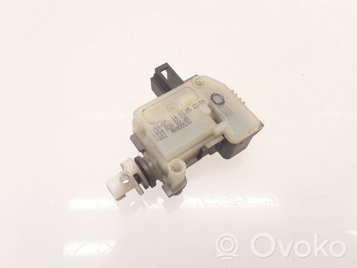 Smart ForFour I Verrouillage du bouchon du réservoir de carburant A4548200326