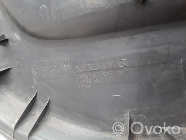 Nissan Note (E11) Garniture panneau de porte arrière 829229U000