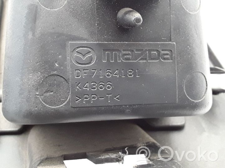 Mazda 2 Paneelin lista DF7164281