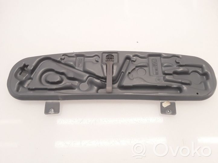 BMW 3 E46 Spare wheel section trim 1094910